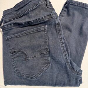 American Eagle Next Level Stretch Size 8 Black Jeans